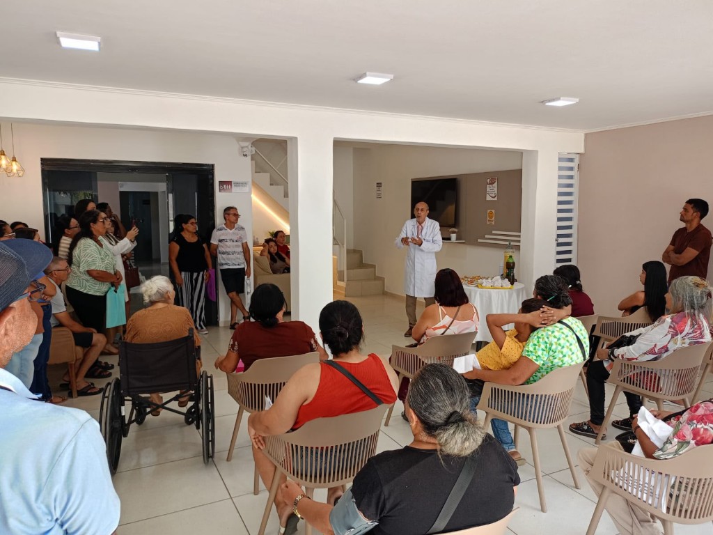 CIS realiza ação do Outubro Rosa em Monteiro com participação de médicos do CISCO