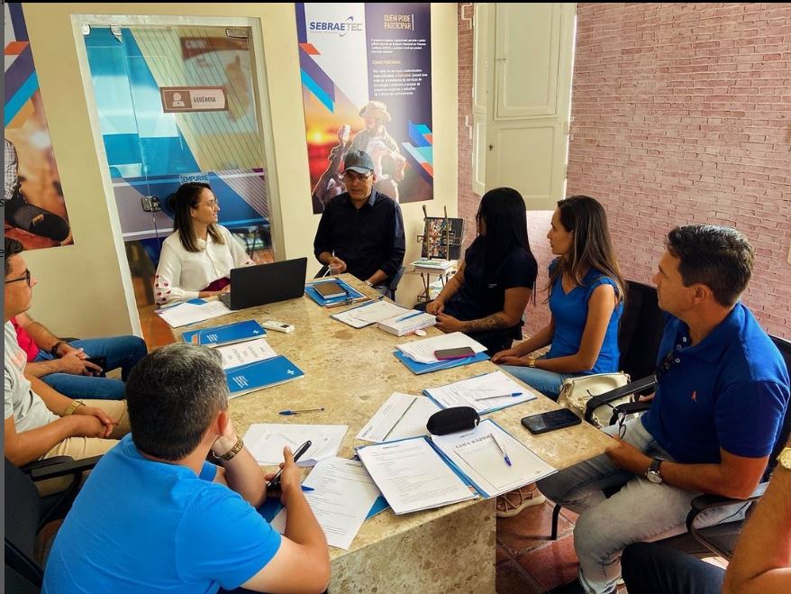 Primeira reunião oficial entre o Cisco Agro e os médicos veterinários coordenadores do SIM